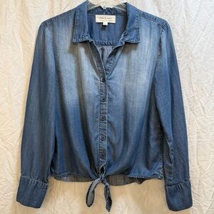Ladies CLOTH AND STONE Shirt. Size M.